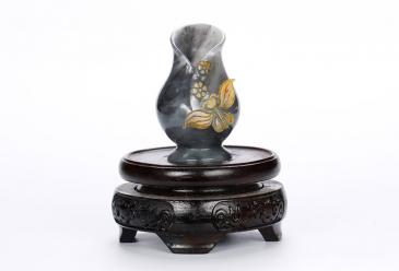 老山玉器 羅永東大師作品和田玉青花籽料 瓶 擺件（競拍）